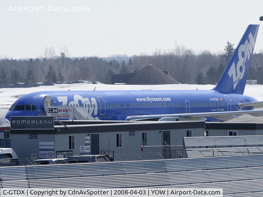 C-GTDX, 1990 Boeing 757-28A C/N 24544, Zoom's new B757-200 delivered March 29 from ILFC