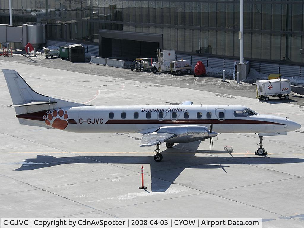 C-GJVC, 1996 Fairchild SA-227DC Metro 23 C/N DC-885B, Bearskin Airlines Fairchild SA227 at Gate 19