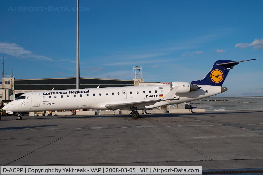 D-ACPP, 2003 Bombardier CRJ-701ER (CL-600-2C10) Regional Jet C/N 10086, Lufthansa Regional Regionaljet 700