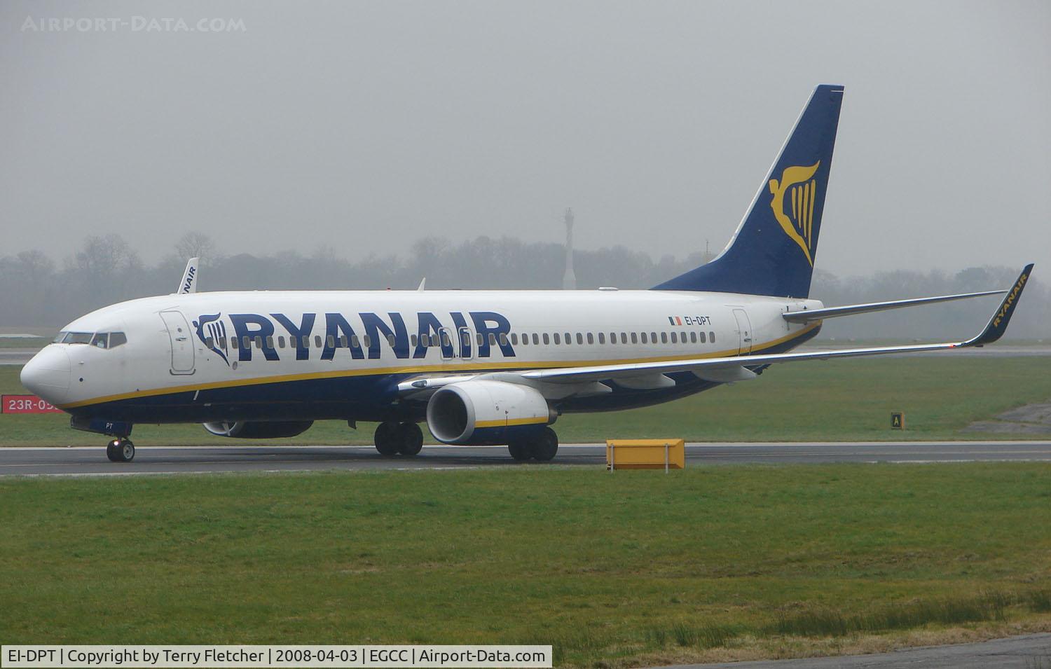 EI-DPT, 2007 Boeing 737-8AS C/N 35550, Ryanair B737 taxies in at Manchester
