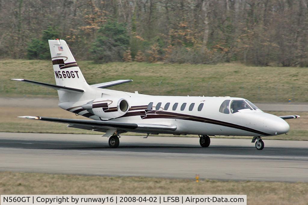 N560GT, 1992 Cessna 560 Citation V C/N 560-0142, departing rwy 16