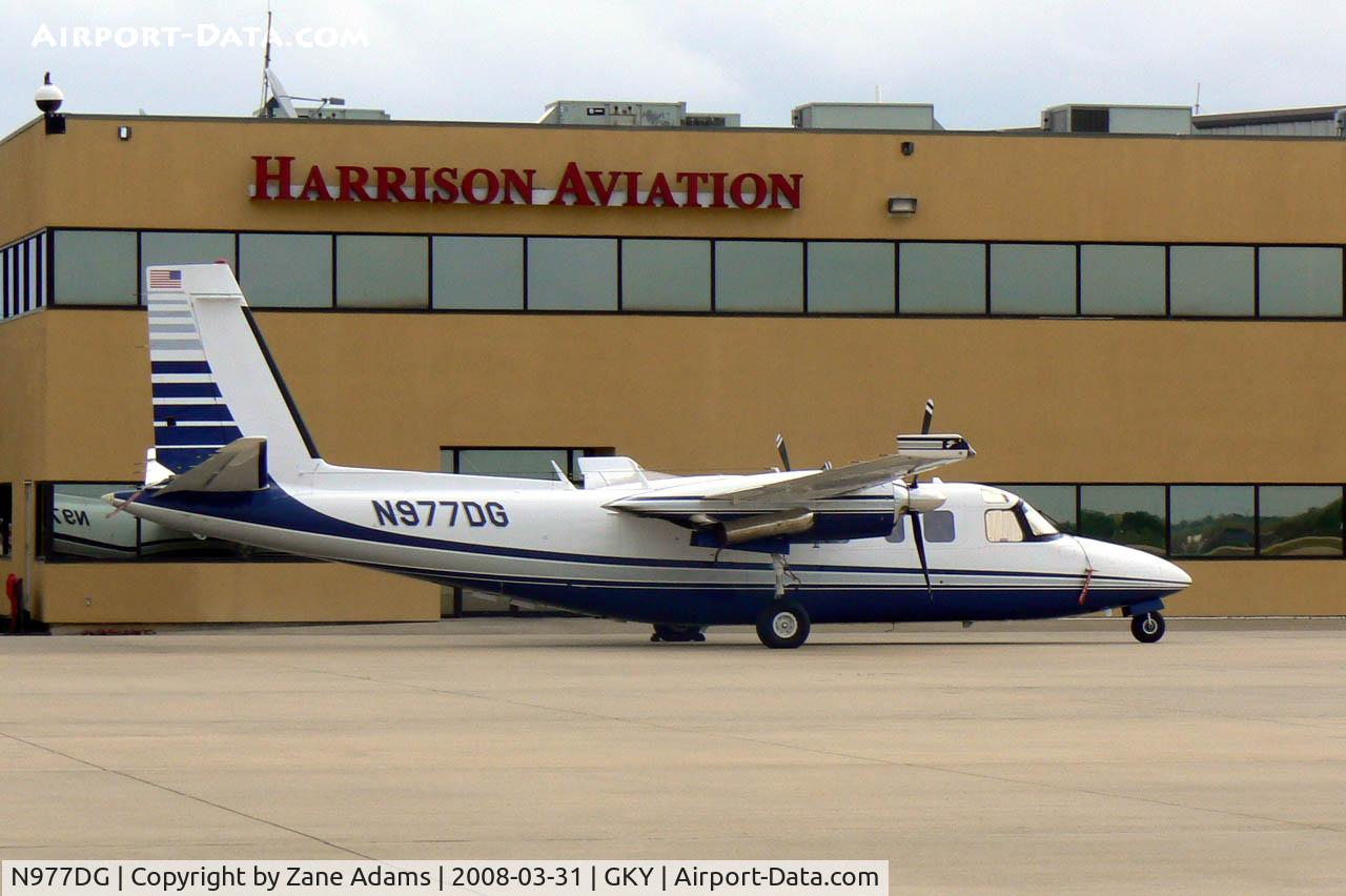 N977DG, 1975 Rockwell 690A Turbo Commander Turbo Commander C/N 11237, At Arlington Municipal