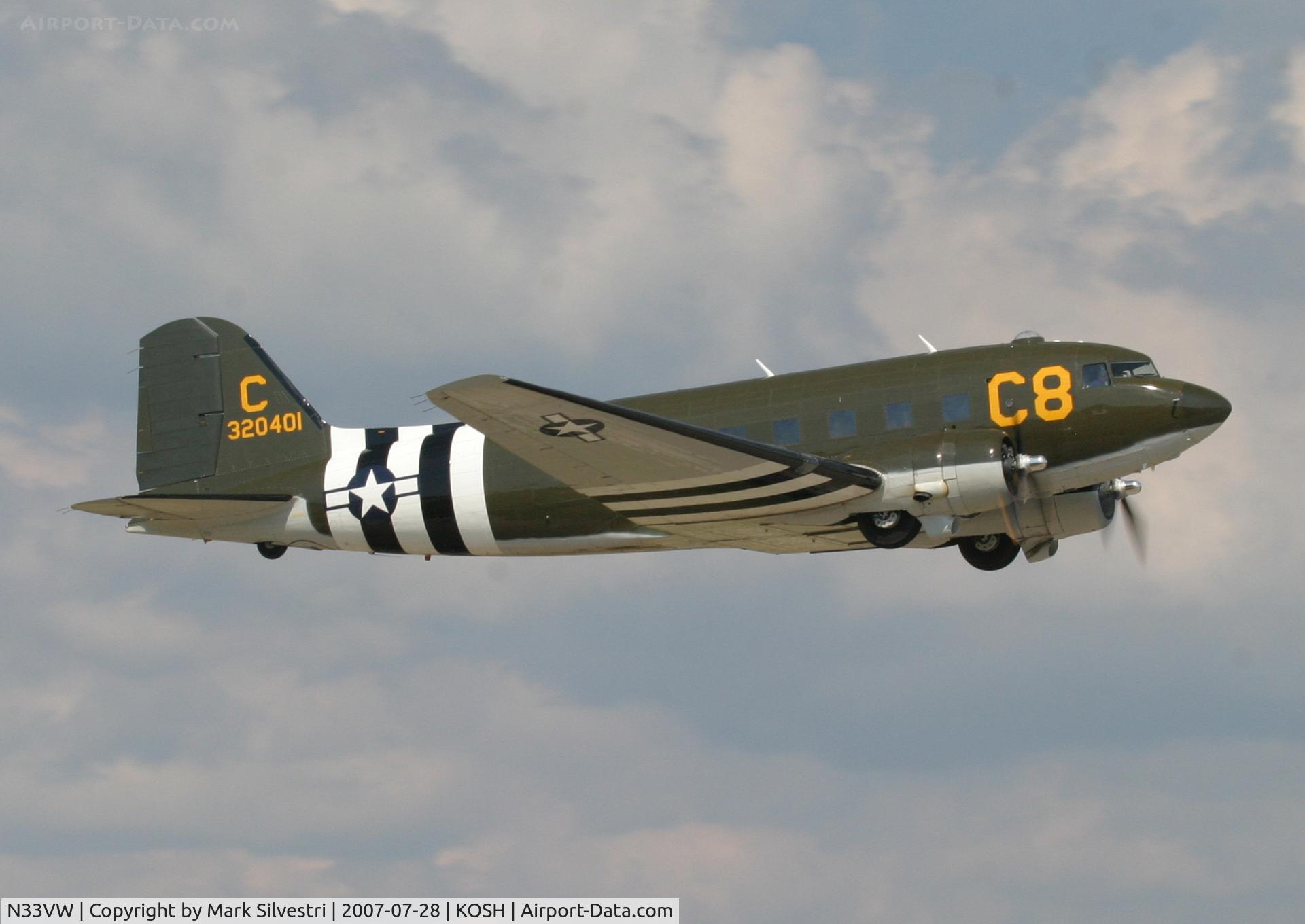 N33VW, 1943 Douglas DC3C-S1C3G (C-47A) C/N 20401, Oshkosh 2007