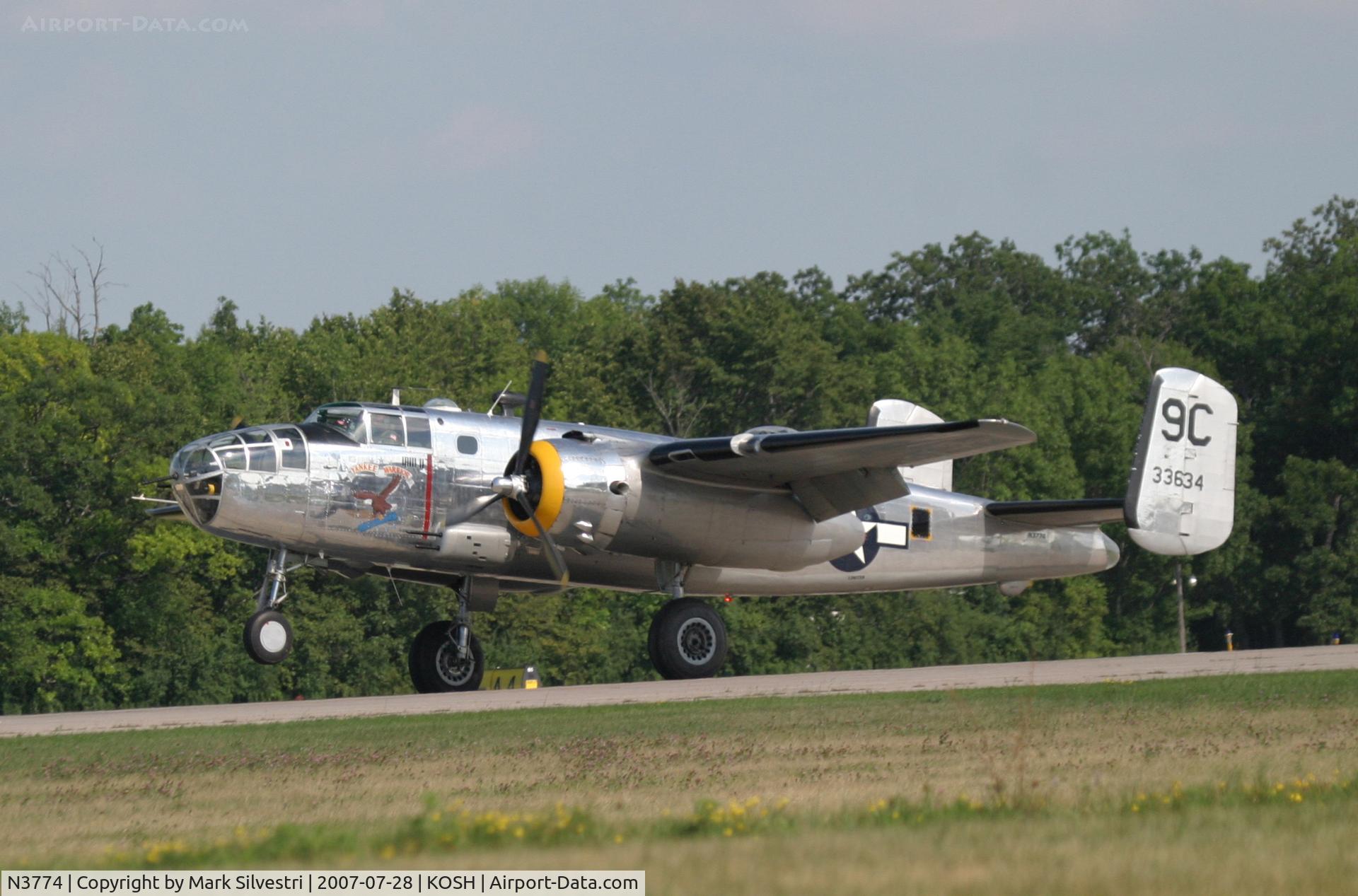 N3774, 1943 North American B-25D Mitchell C/N 100-23960, Oshkosh 2007 - Yankee Warrior