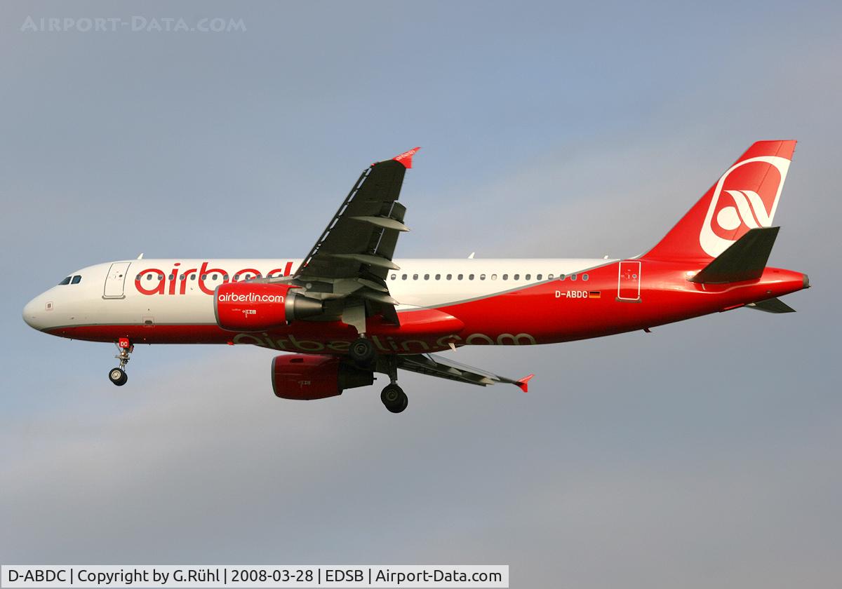 D-ABDC, 2005 Airbus A320-214 C/N 2654, first visit in new colors here @ FKB!
