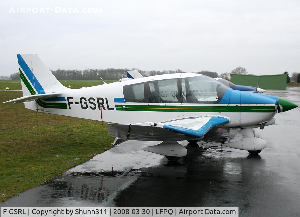 F-GSRL, Robin DR-400-180 Regent C/N 2368, Waiting a new light under this very bad day... Thanks to the Airclub to let me take all pics
