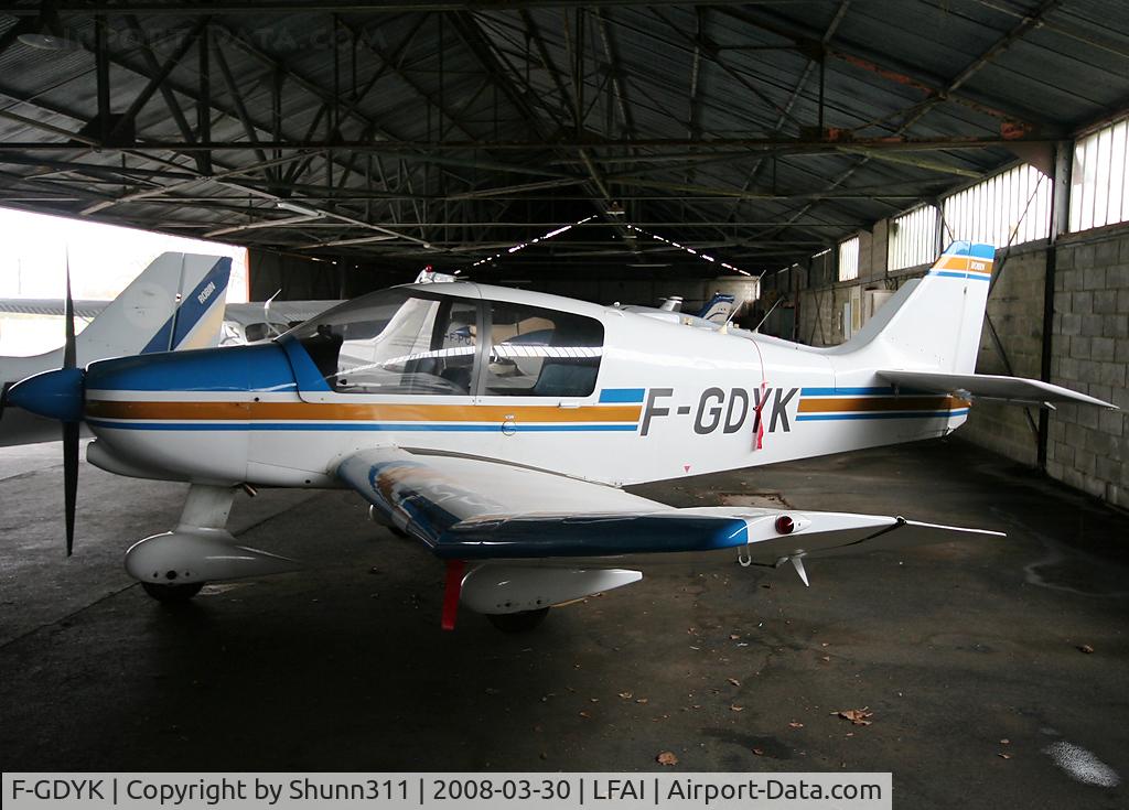F-GDYK, Robin DR-400-120 Dauphin 2+2 C/N 1661, Inside Airclub's hangar