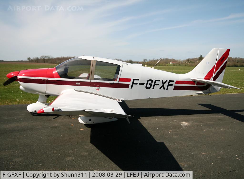 F-GFXF, Robin DR-400-120D Dauphin C/N 1753, Waiting a new light flight