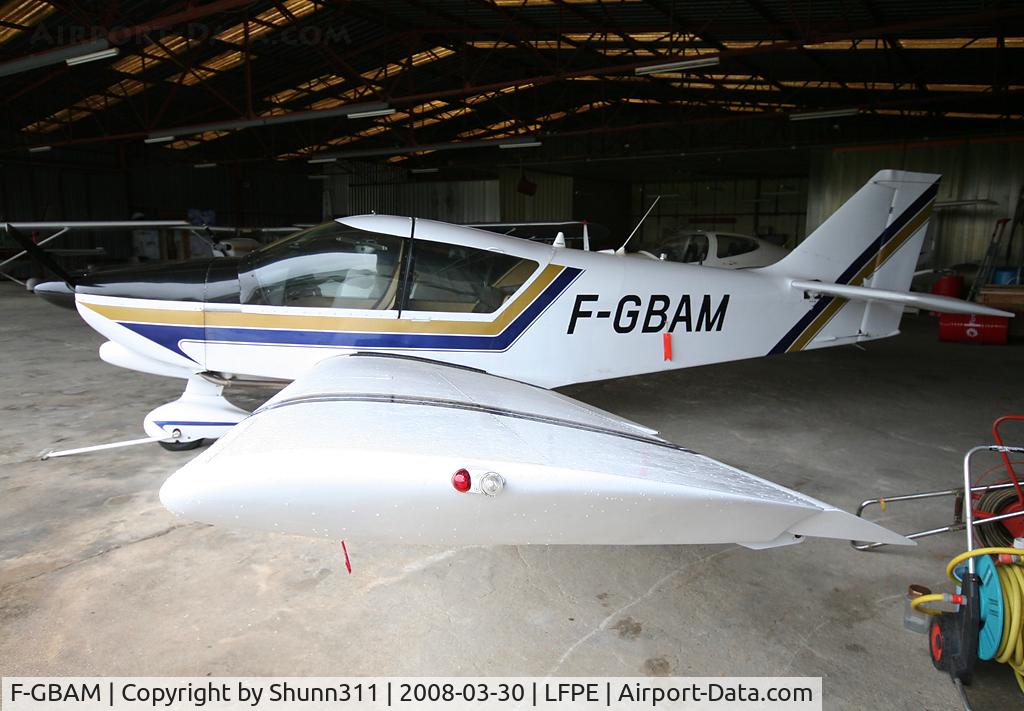 F-GBAM, 1978 Robin R-1180T Aiglon C/N 215, Inside Airclub's hangar