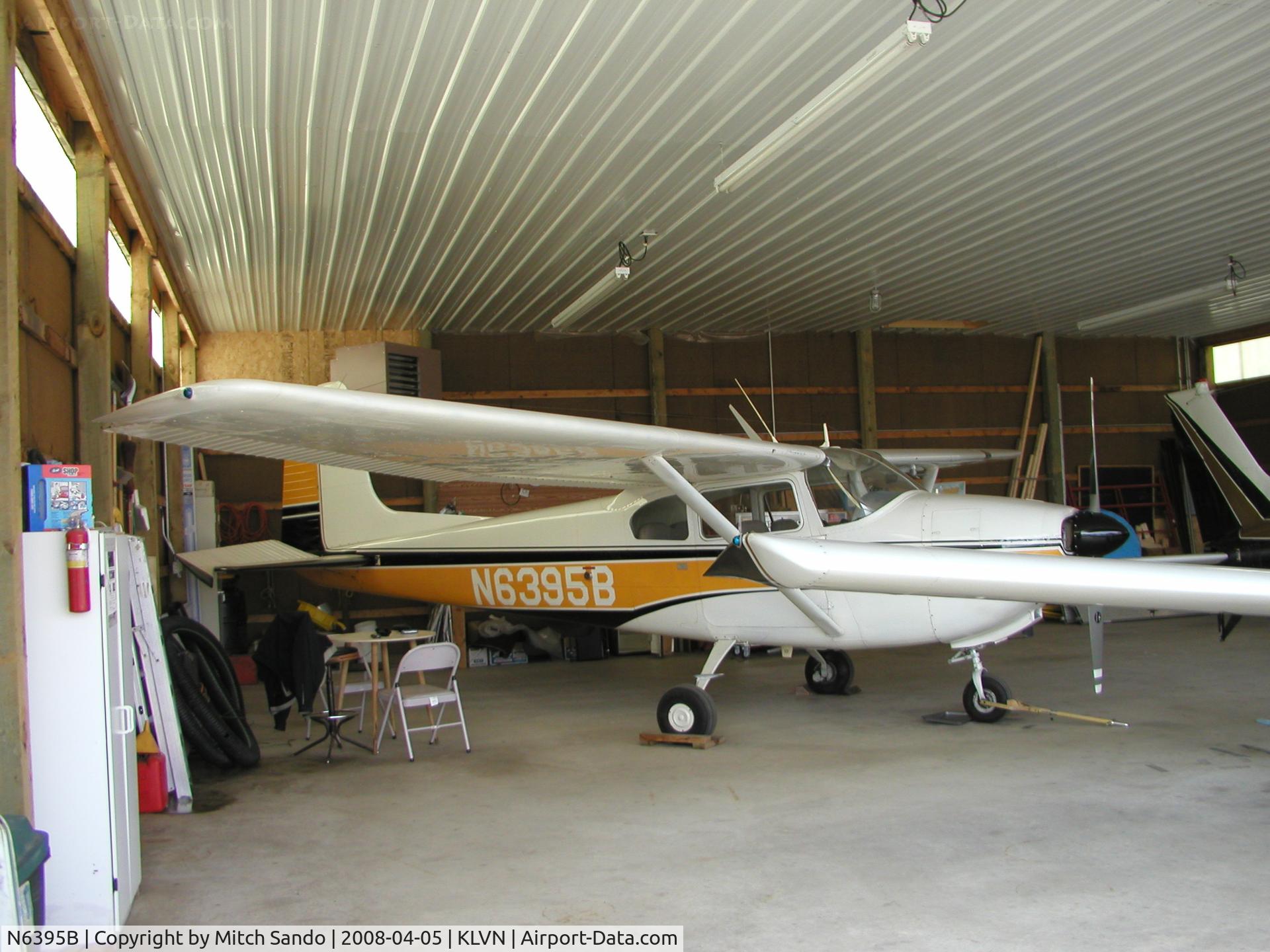 N6395B, 1957 Cessna 182A Skylane C/N 34295, Parked inside the hangar.