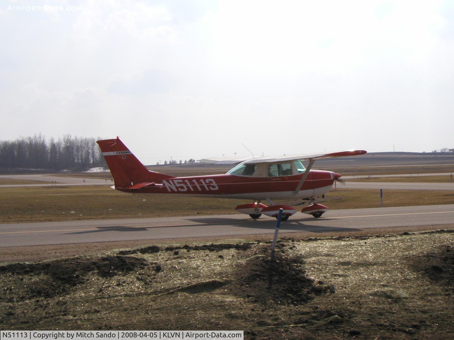 N51113, 1968 Cessna 150J C/N 15069775, Taxiing to Runway 12.