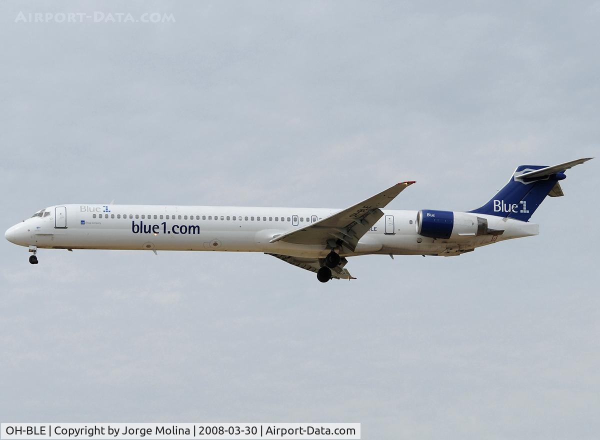 OH-BLE, 1996 McDonnell Douglas MD-90-30 C/N 53457, Clear to land RWY 25R.