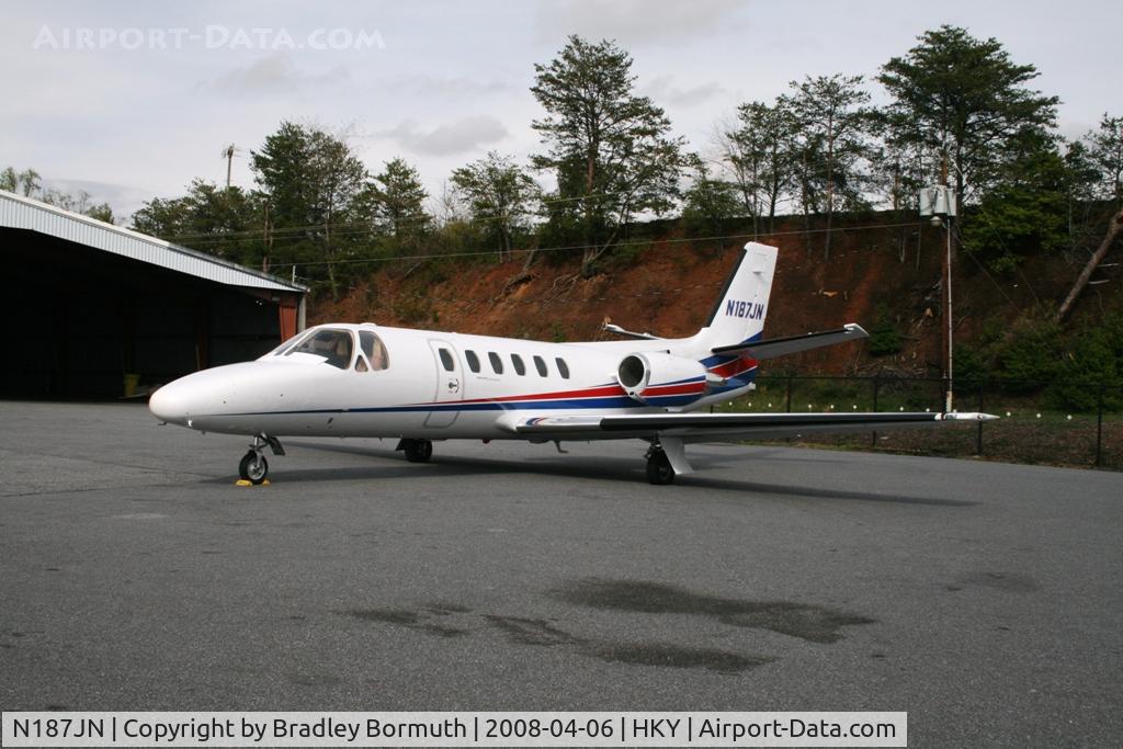N187JN, 1982 Cessna 550 C/N 550-0335, A great day to take pictures.