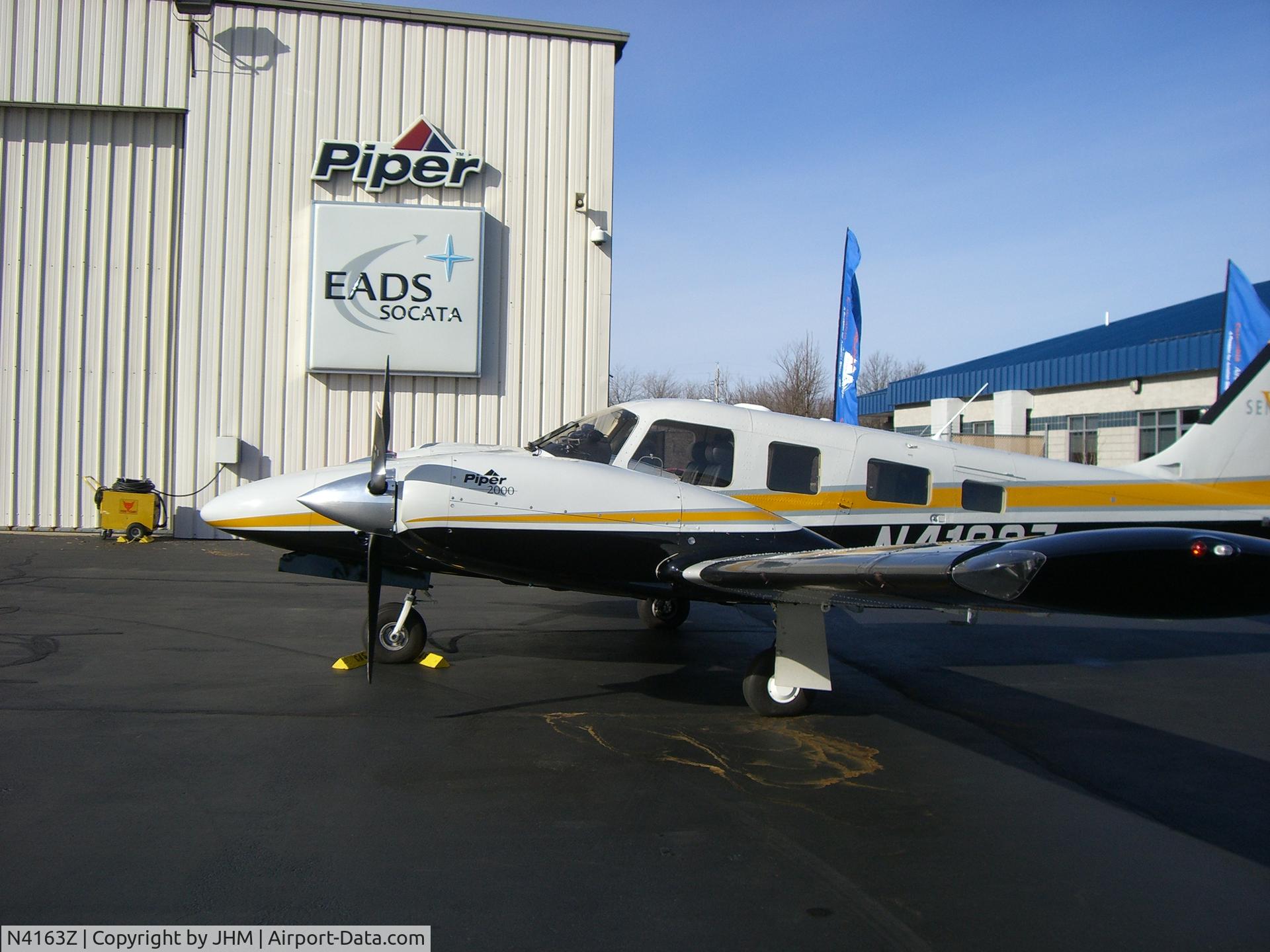 N4163Z, 2000 Piper PA-34-220T Seneca V C/N 3449177, N163Z