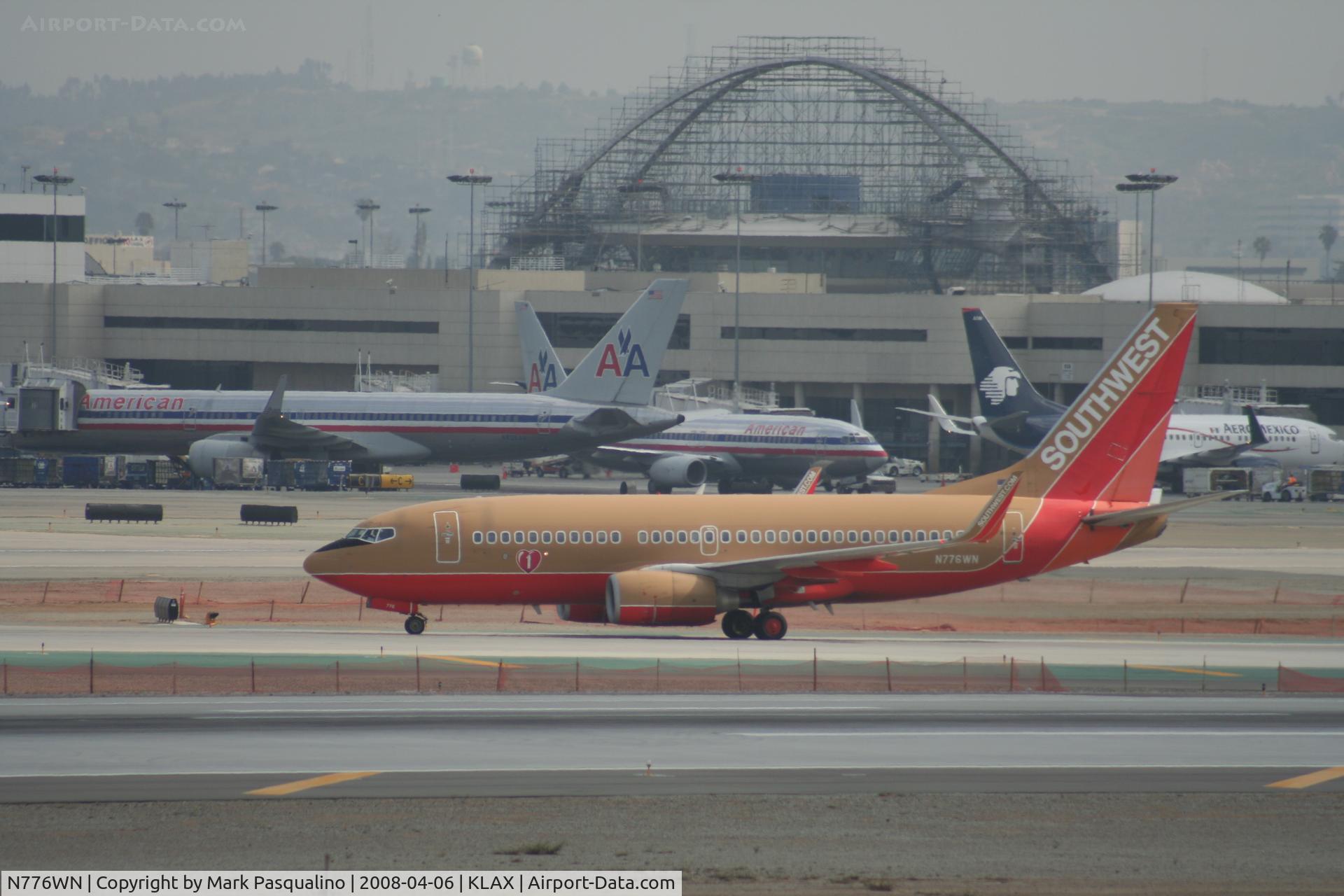 N776WN, 2000 Boeing 737-7H4 C/N 30591, Boeing 737-700