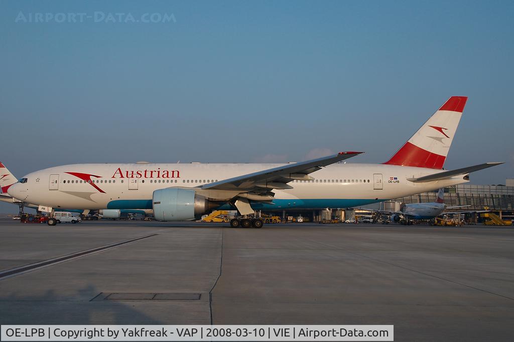 OE-LPB, 1998 Boeing 777-2Z9/ER C/N 28699, AustriaN Airlines Boeing 777-200