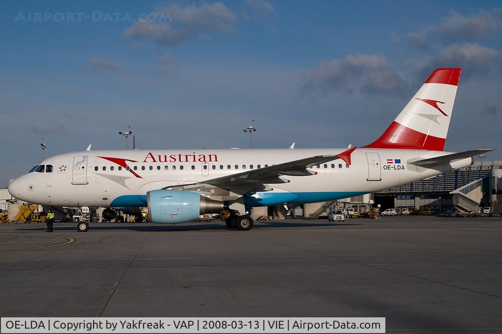 OE-LDA, 2004 Airbus A319-112 C/N 2131, Austrian Airlines Airbus 319