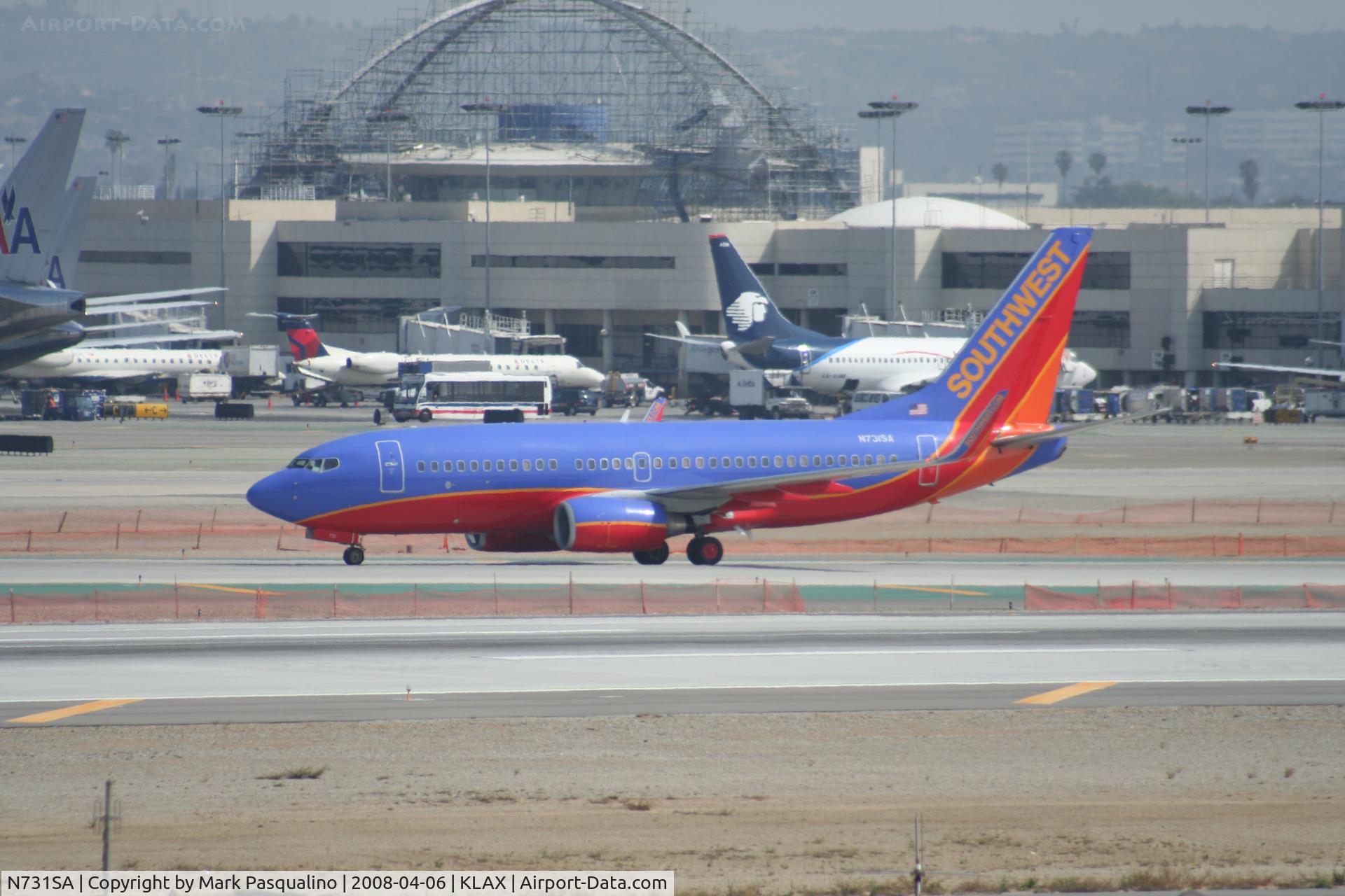 N731SA, 1999 Boeing 737-7H4 C/N 27863, Boeing 737-700
