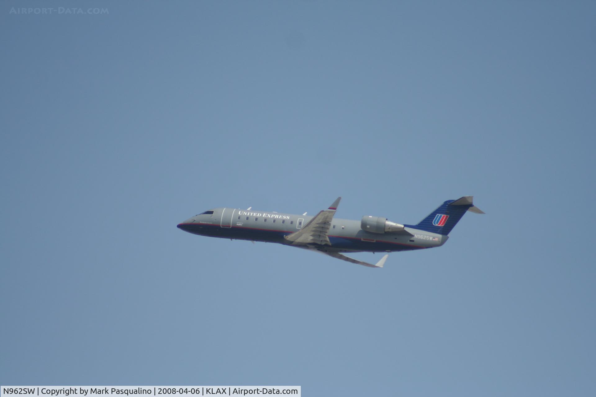 N962SW, 2003 Bombardier CRJ-200ER (CL-600-2B19) C/N 7859, CL-600-2B19