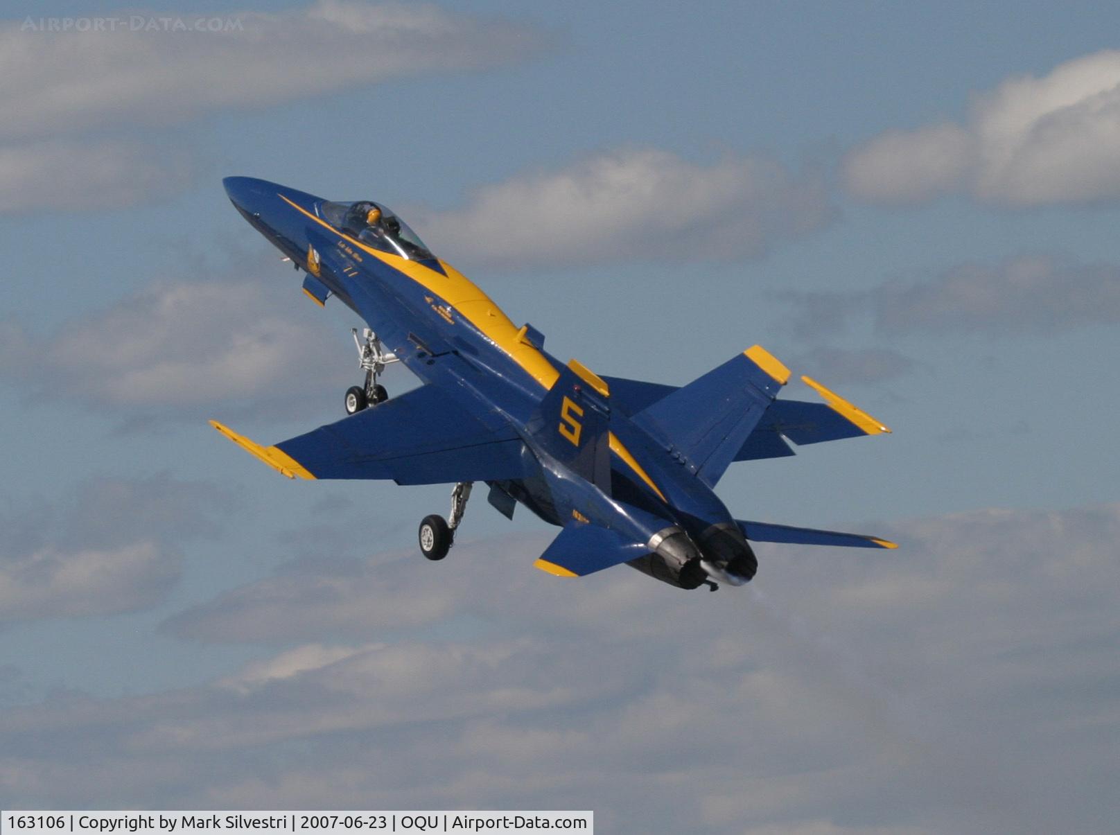 163106, McDonnell Douglas F/A-18A Hornet C/N 0495, Quonset Point, RI 2007