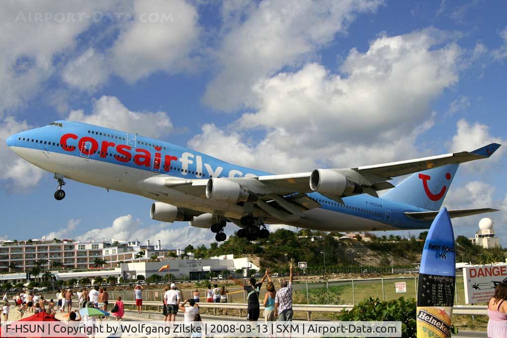 F-HSUN, 1993 Boeing 747-422 C/N 26880, visitor