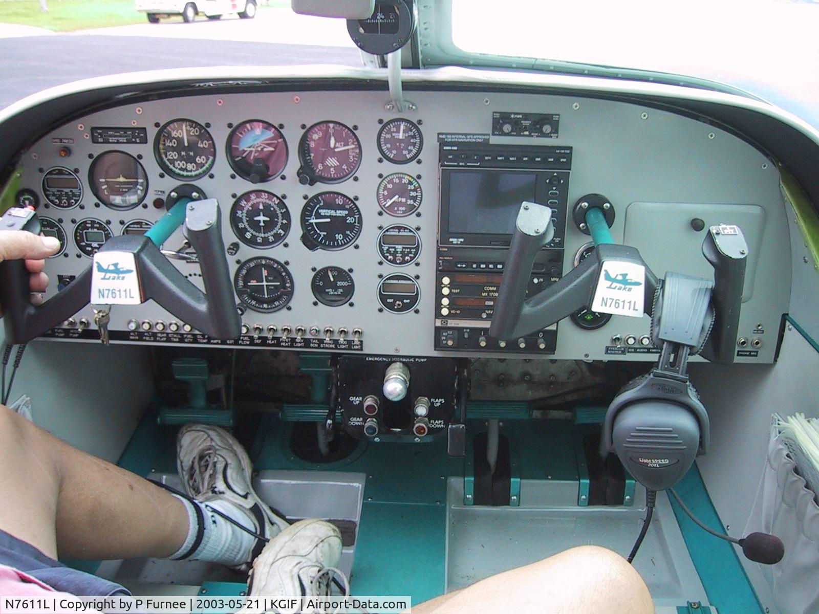 N7611L, 1968 Lake LA-4 C/N 384, Nice Panel