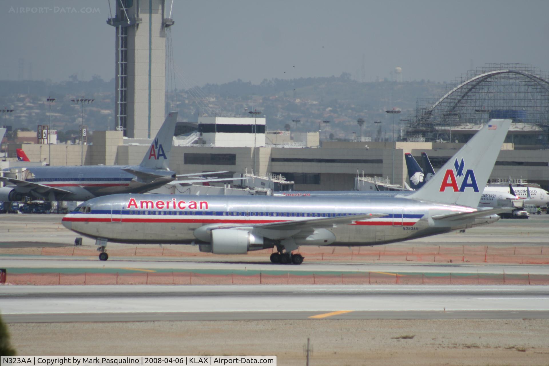 N323AA, Boeing 767-223 C/N 22324, Boeing 767-200