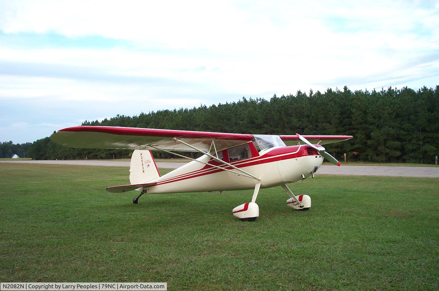 N2082N, 1947 Cessna 140 C/N 12318, Purtiest 140 ever I see!(and I sold it! BOO!)