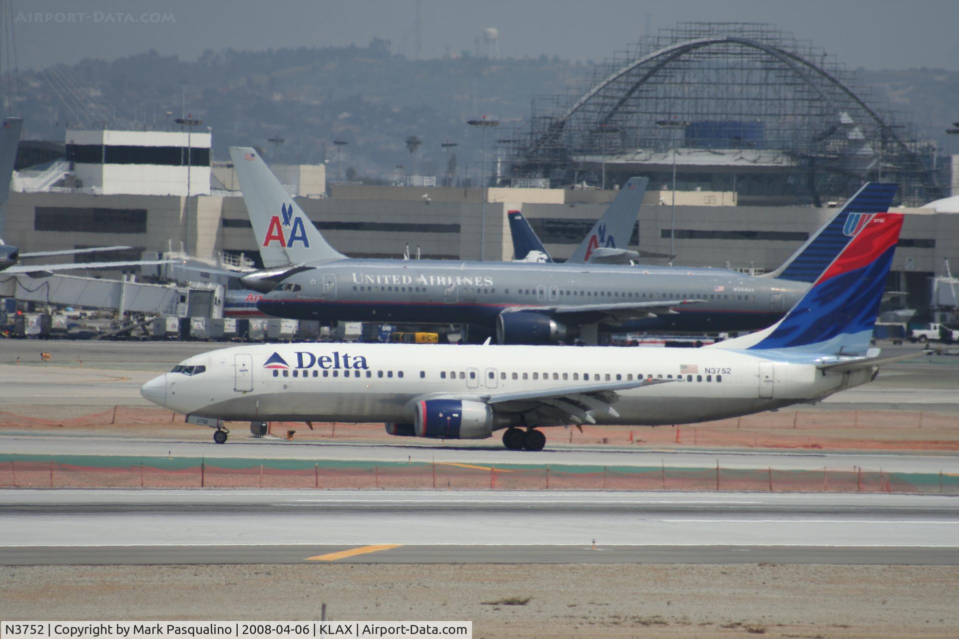 N3752, 2001 Boeing 737-832 C/N 30492, Boeing 737-800