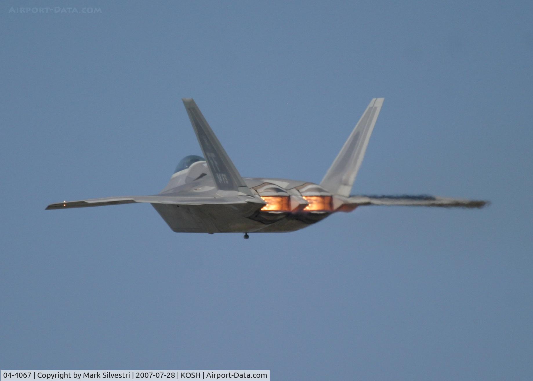04-4067, 2004 Lockheed Martin F-22A Raptor C/N 4067, Oshkosh 2007
