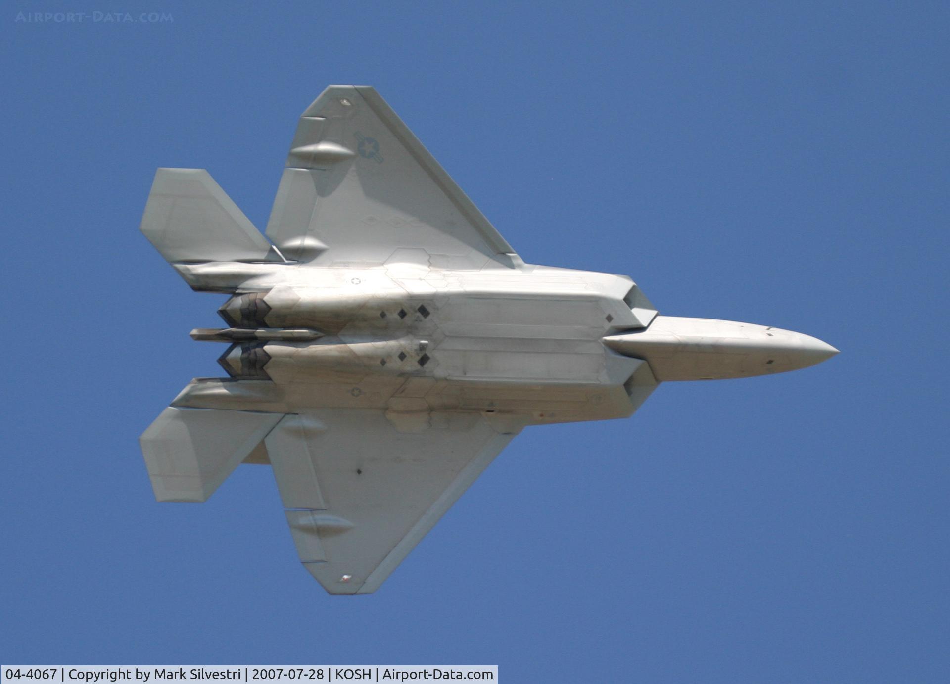 04-4067, 2004 Lockheed Martin F-22A Raptor C/N 4067, Oshkosh 2007