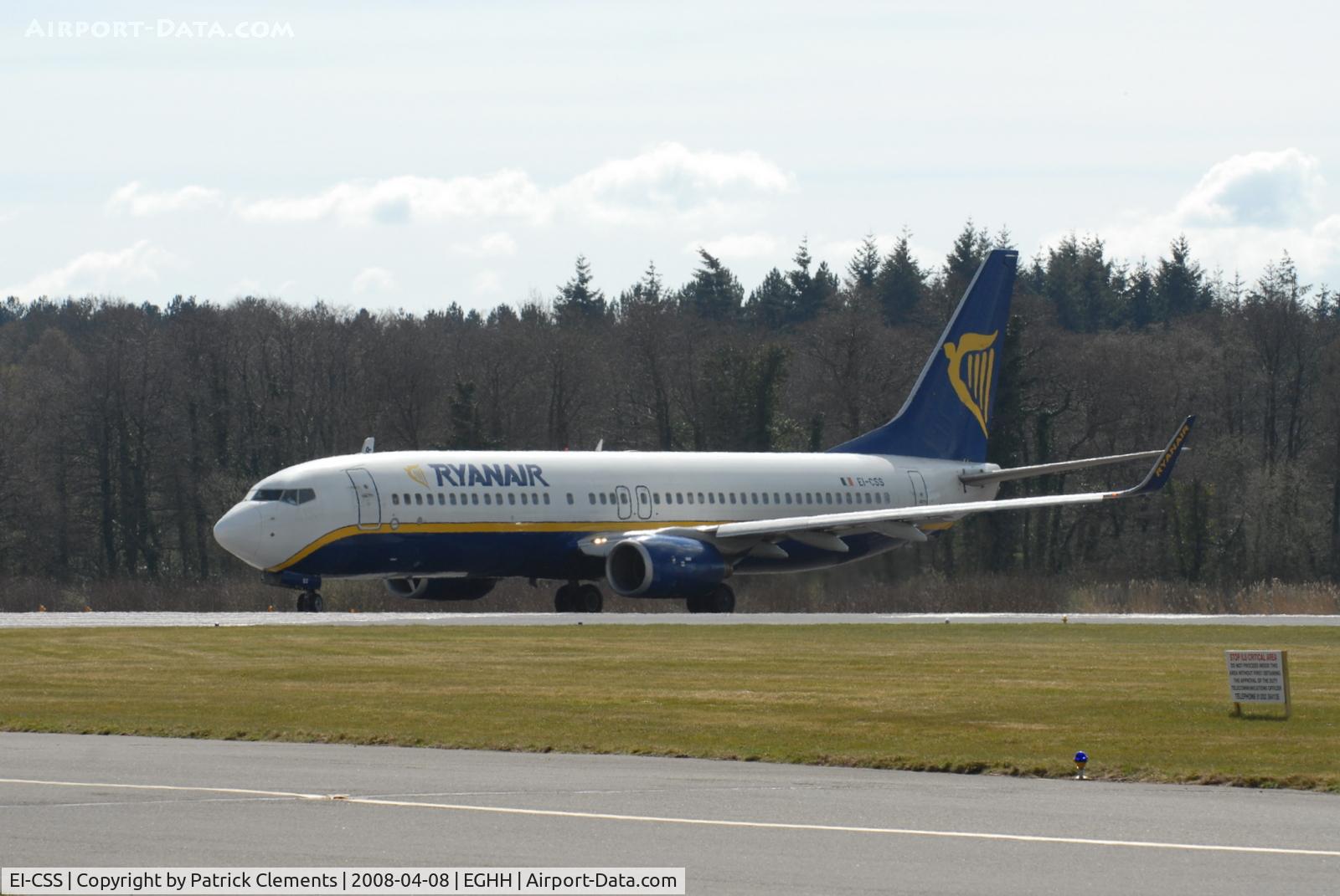 EI-CSS, 2001 Boeing 737-8AS C/N 29932, TAXIING TO RUNWAY 26