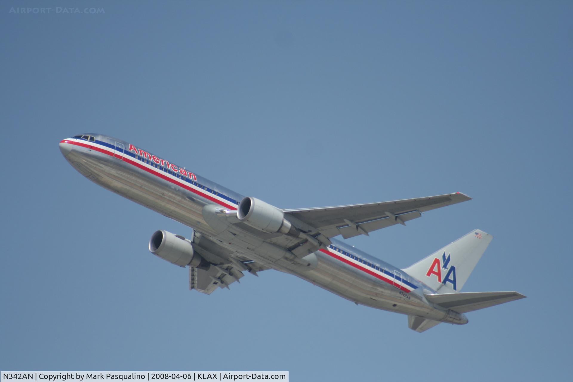N342AN, 2002 Boeing 767-323ER C/N 33081, Boeing 767-300