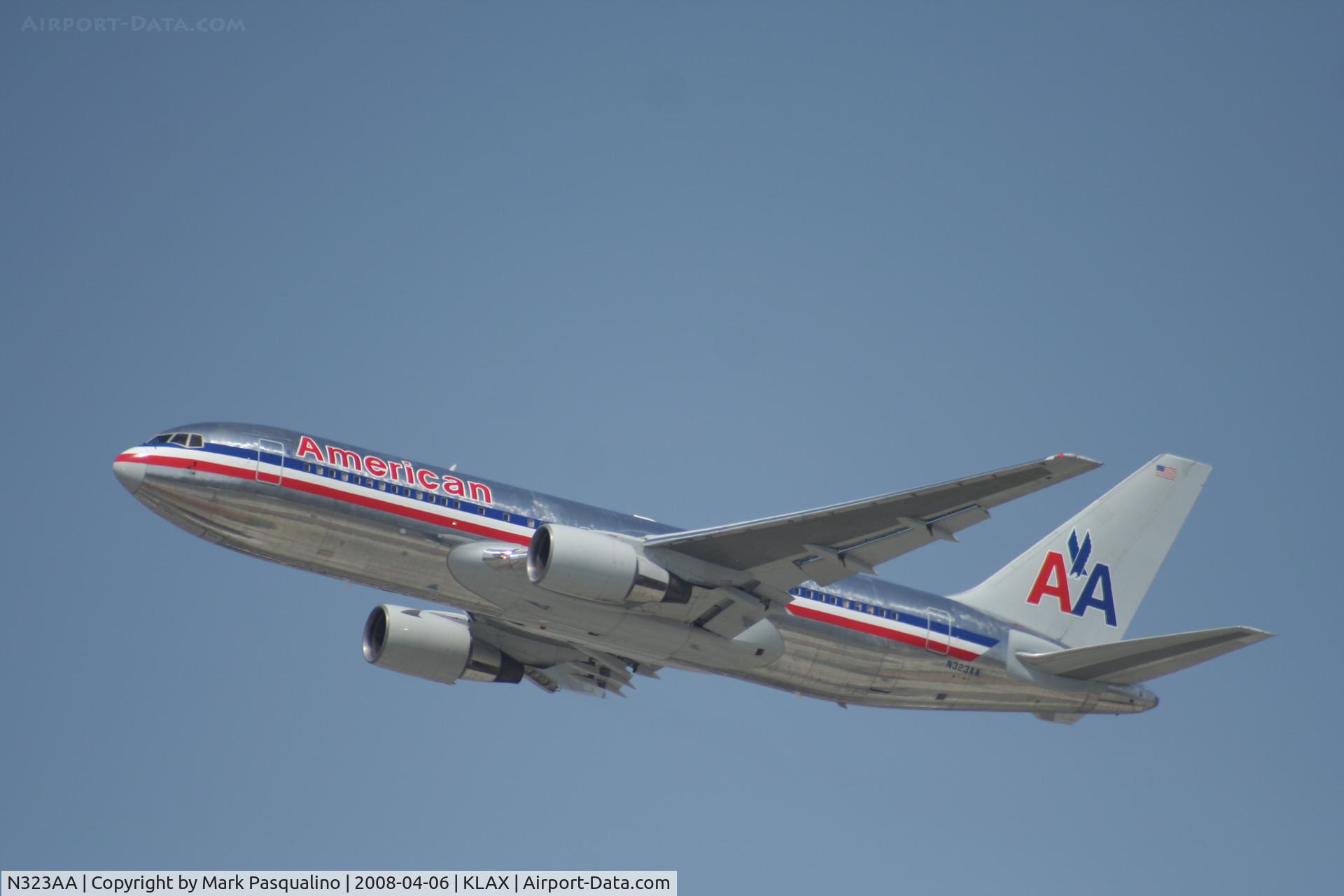 N323AA, Boeing 767-223 C/N 22324, Boeing 767-200
