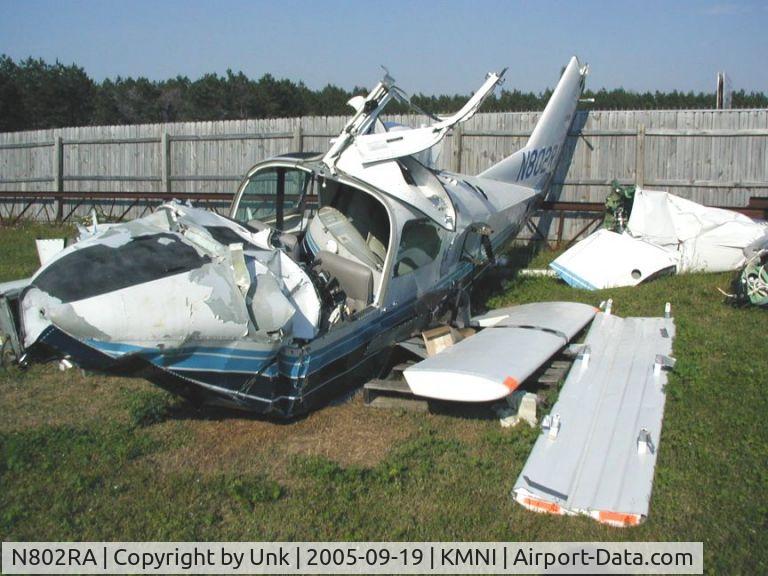 N802RA, Aerofab Inc LAKE LA-250 C/N 47, Oops!