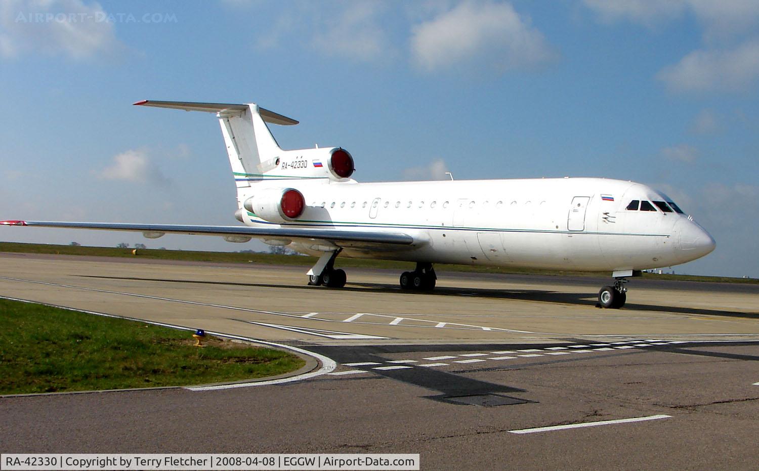 RA-42330, Yakovlev Yak-42D C/N 4250422505122, Russian Yak arrives for Chelsea v Fenerbache Soccer match