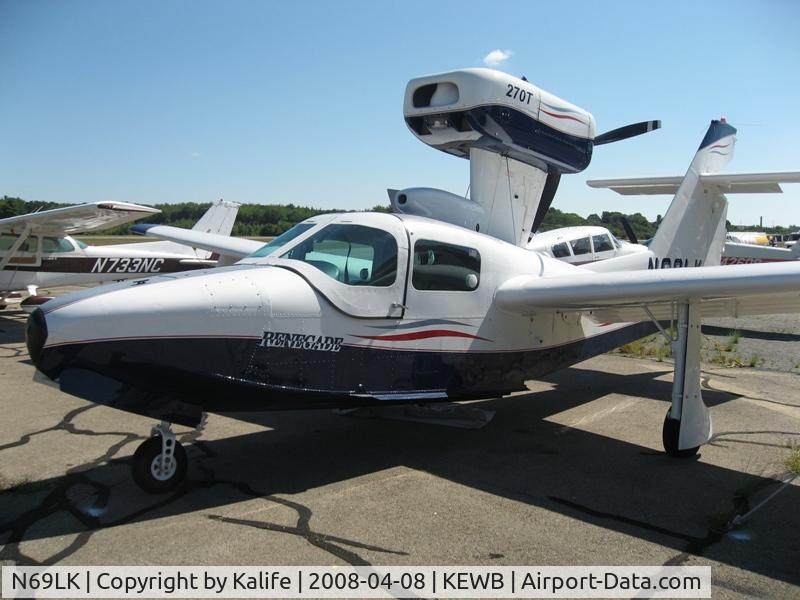 N69LK, 1989 Lake LA-250 Renegade C/N 105, Ramp @ KEWB
