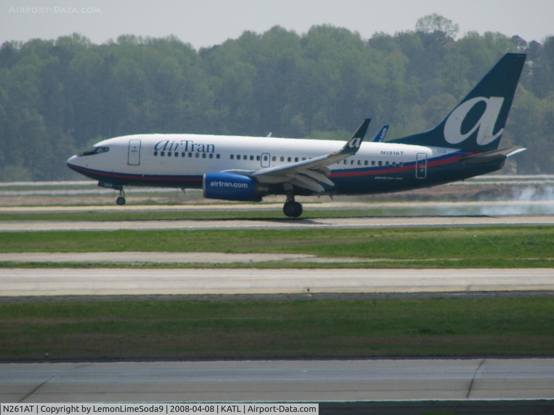 N261AT, 2005 Boeing 737-76N C/N 32660, My day at KATL