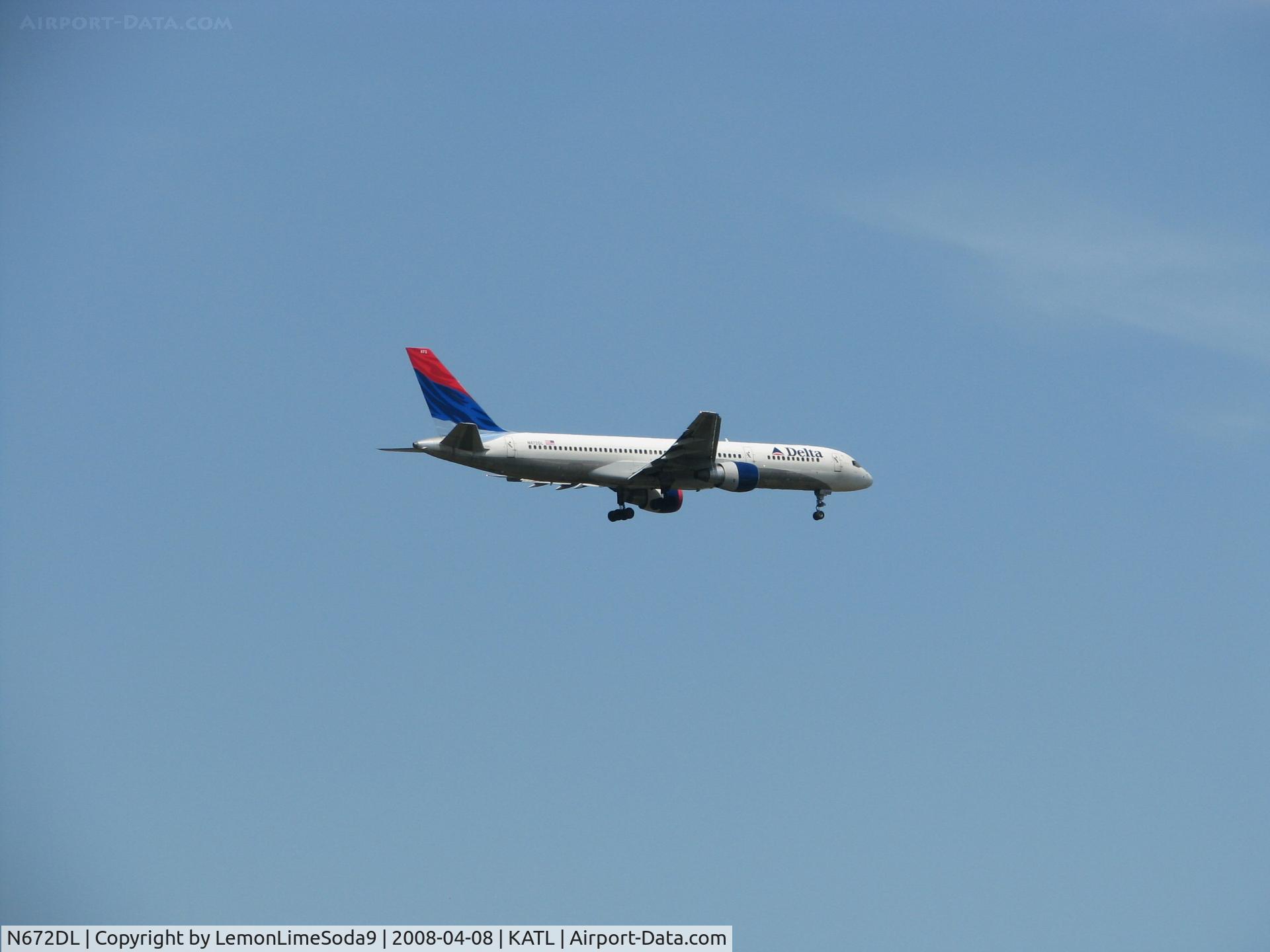 N672DL, 1992 Boeing 757-232 C/N 25977, My day at KATL