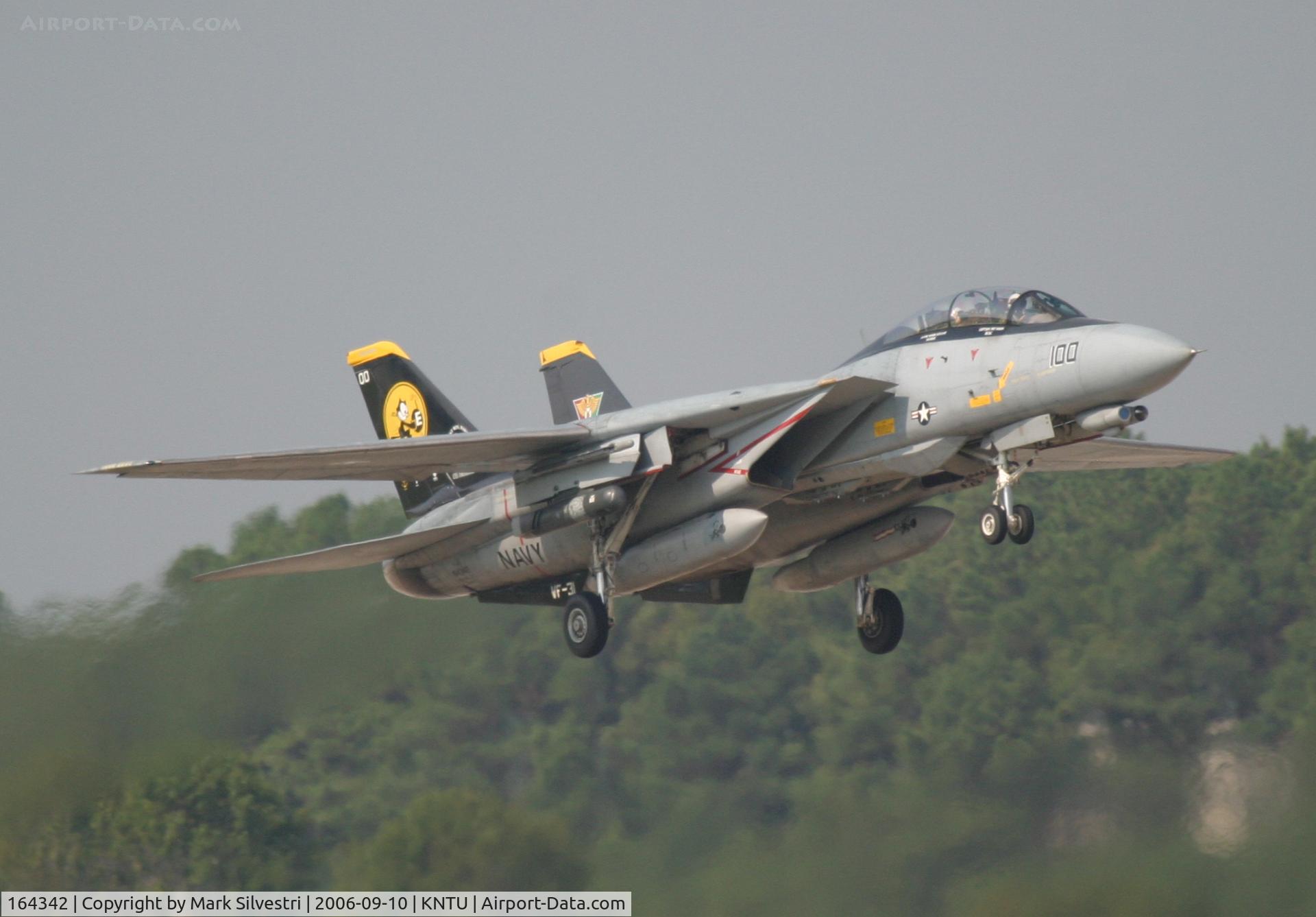164342, Grumman F-14D Tomcat C/N 617/D-22, Oceana Airshow 2006