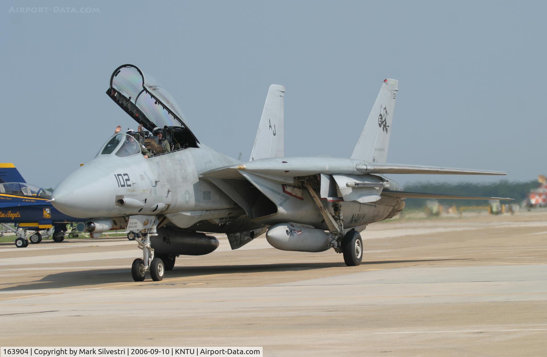 163904, Grumman F-14D Tomcat C/N 614/D-19, Oceana NAS 2006