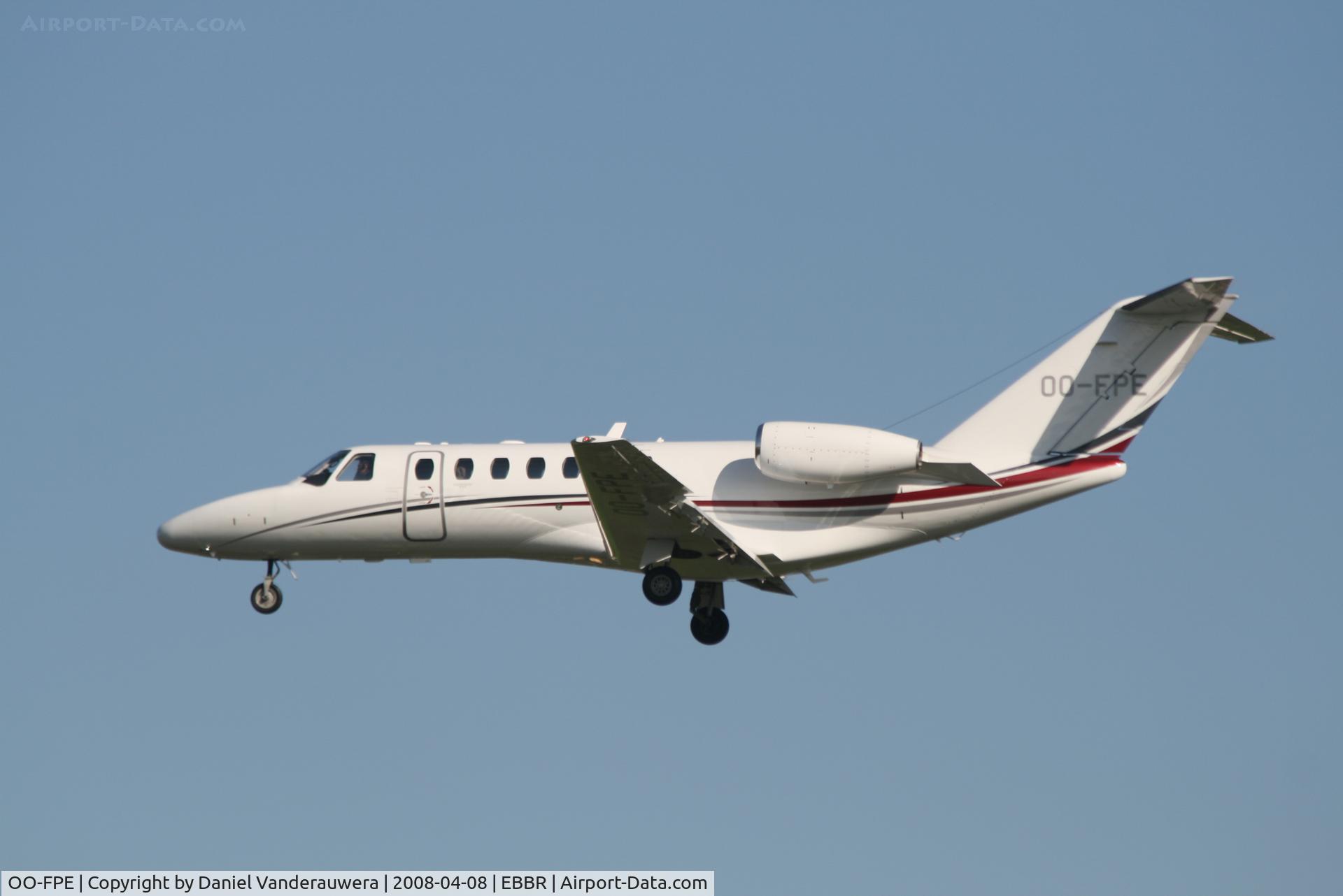 OO-FPE, 2007 Cessna 525B CitationJet CJ3 C/N 525B-0158, descending to rwy 25L