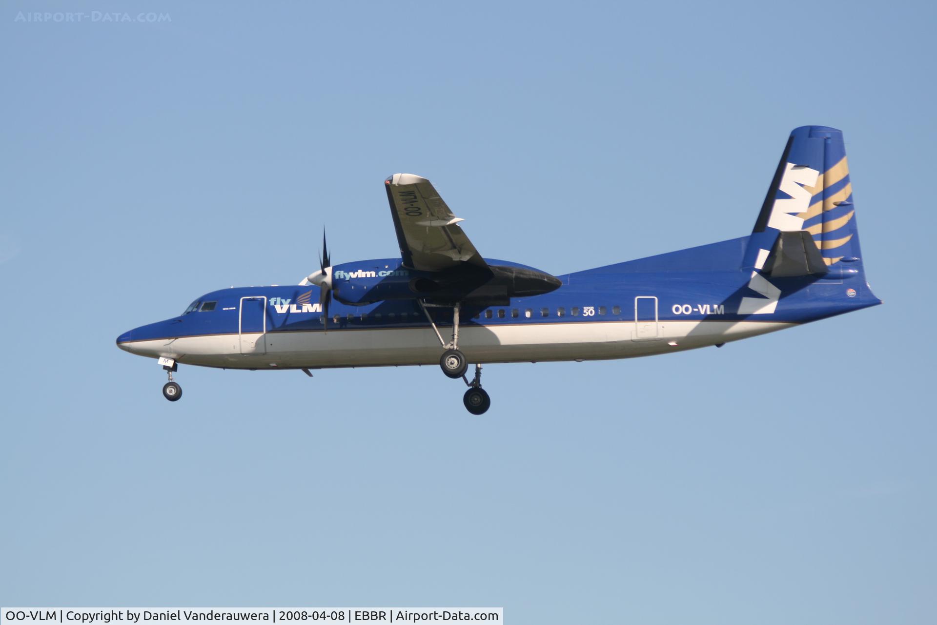 OO-VLM, 1988 Fokker 50 C/N 20135, descending to rwy 25L
