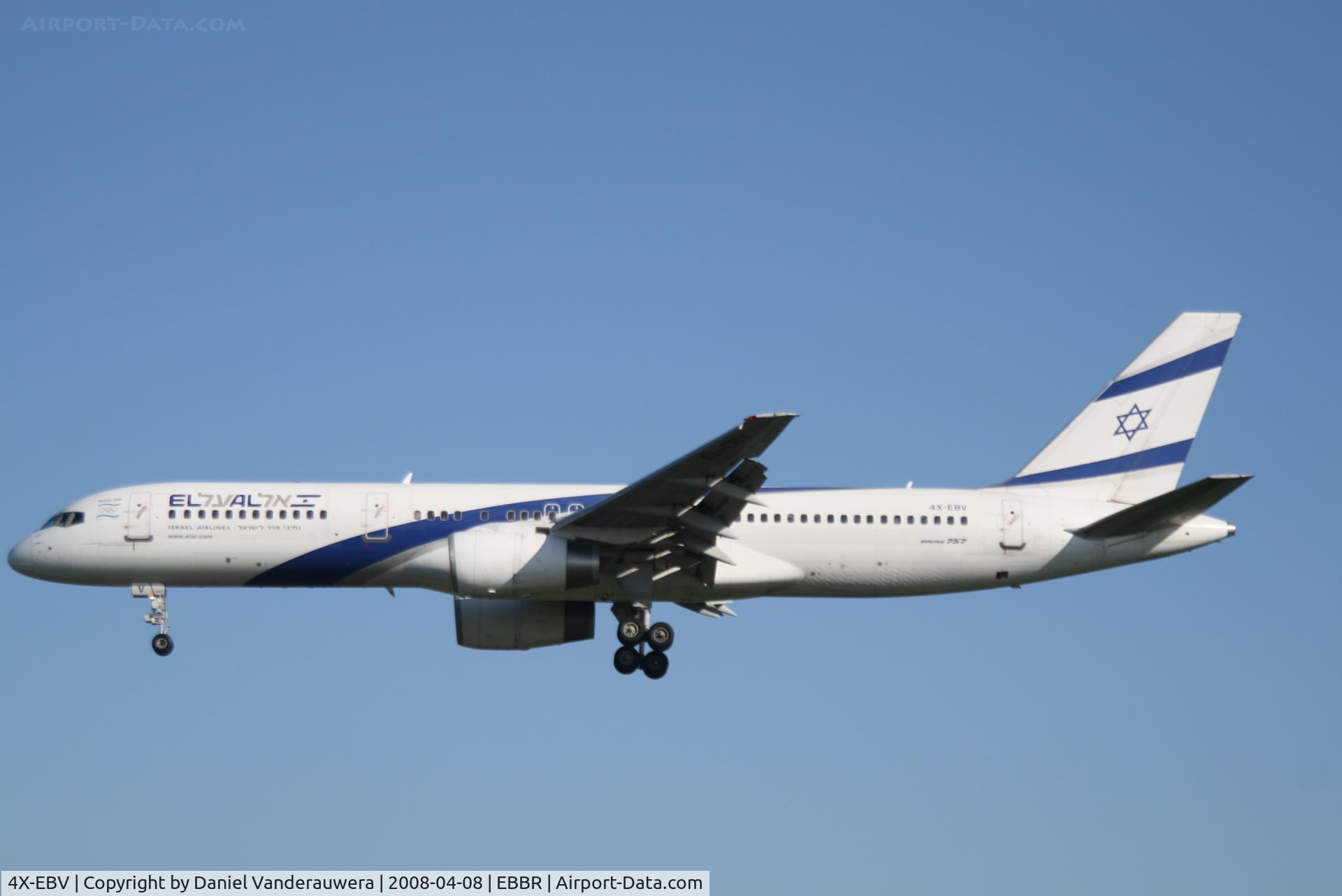 4X-EBV, 1993 Boeing 757-258 C/N 26054, arrival of flight LY331 to rwy 25L