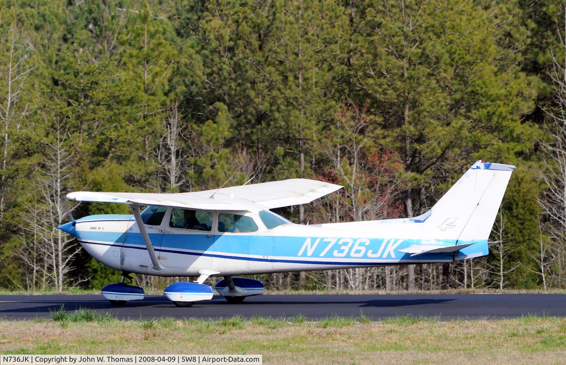 N736JK, 1977 Cessna R172K Hawk XP C/N R1722562, Arriving runway 4