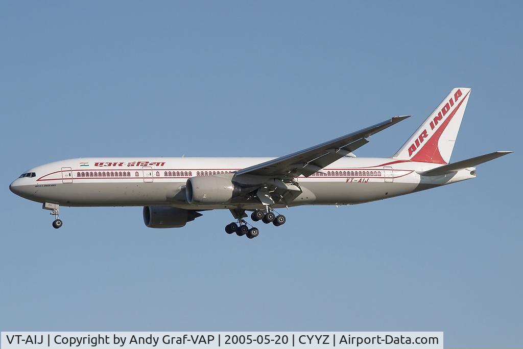 VT-AIJ, 1997 Boeing 777-222/ER C/N 26943, Air India 777-200