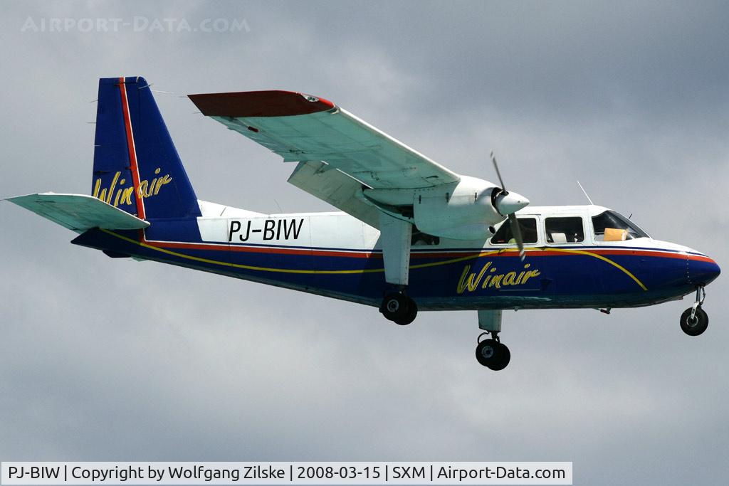 PJ-BIW, 1969 Britten-Norman BN-2A-26 Islander C/N 82, visitor