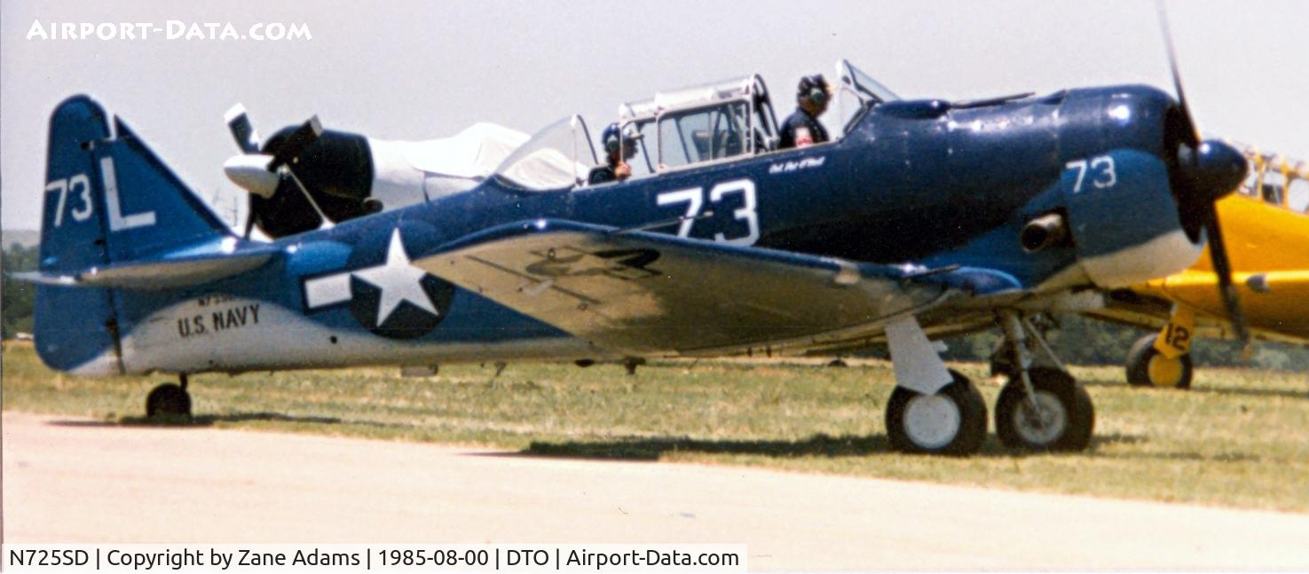 N725SD, 1953 North American T-6G Texan C/N SA-070, I think this is the correct registration...If not please let me know...thanks!