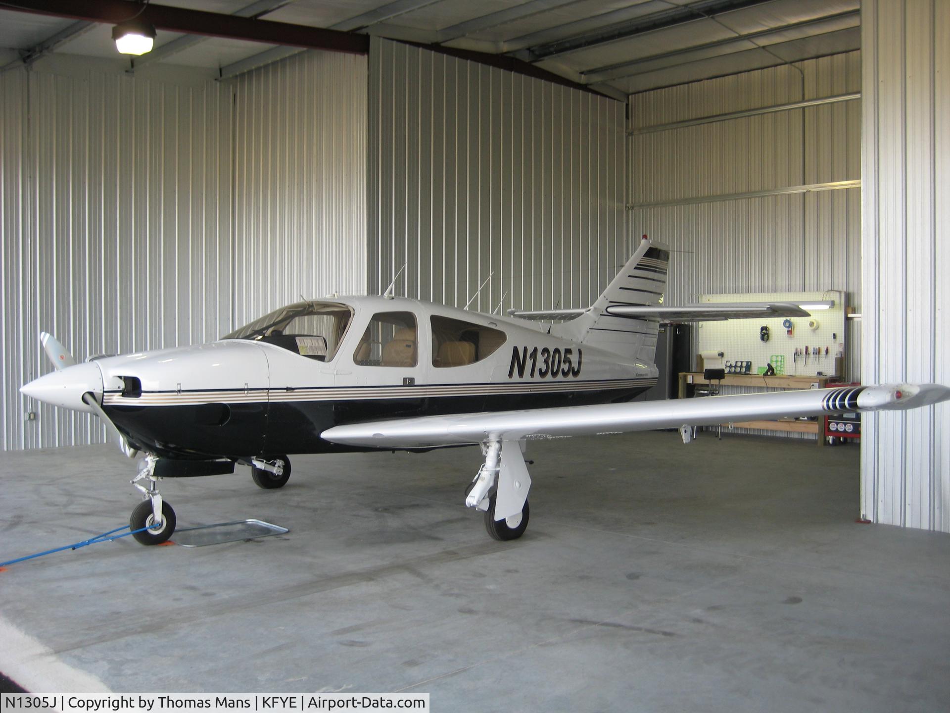 N1305J, 1975 Rockwell International 112A Commander C/N 305, Based at KFYE