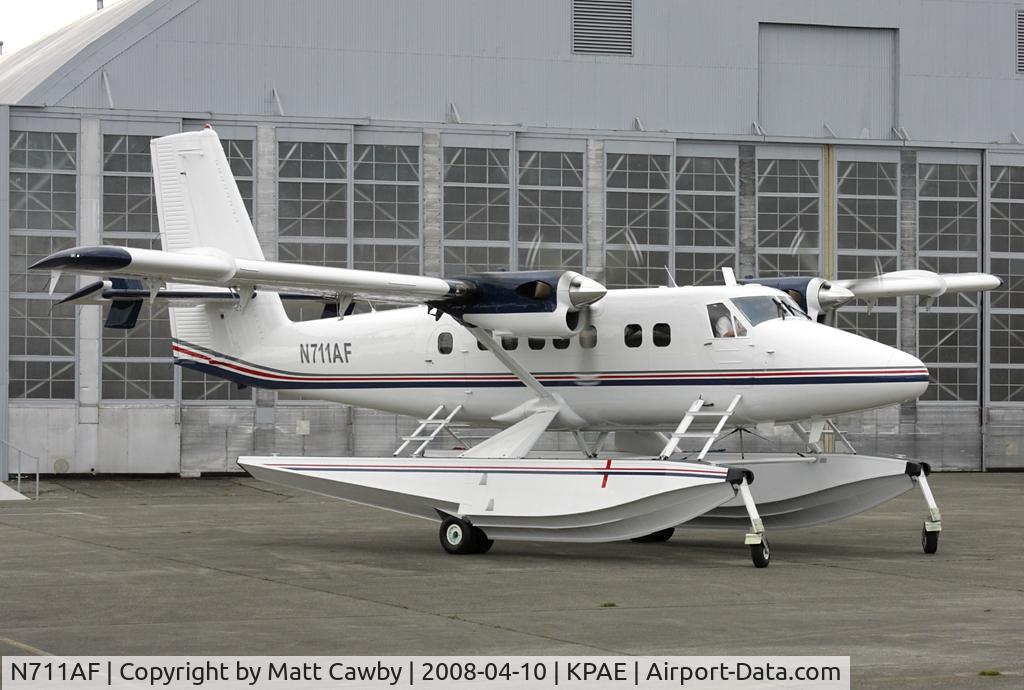 N711AF, 1980 De Havilland Canada DHC-6-300 Twin Otter C/N 711, Paul Allen visits his Flying Heritage Collection at Paine Field
